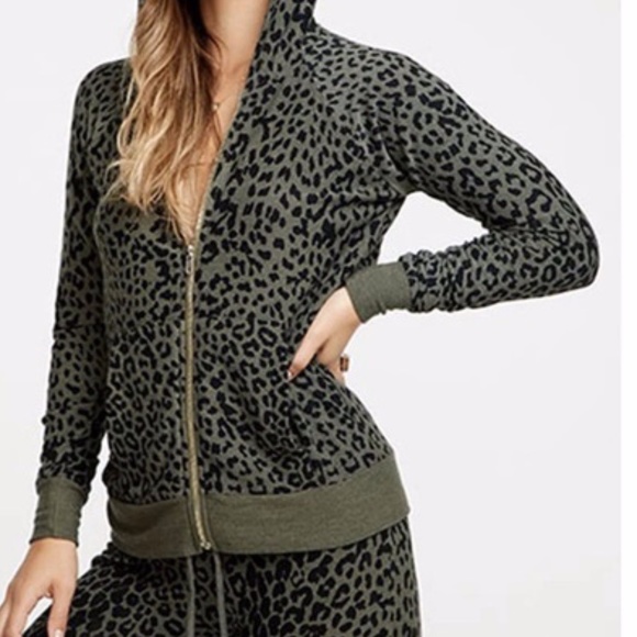 NEW Chaser Leopard Zip Up Hoodie Safari Green XS - Picture 1 of 6